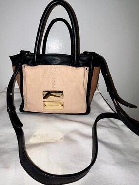 See by Chloé Harriet Colorblock Leather Tote (Black & Beige)